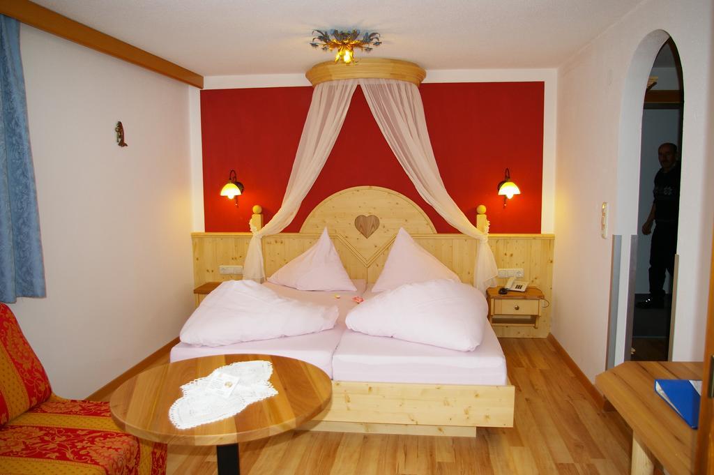 Gasthof Martha Nauders Quarto foto